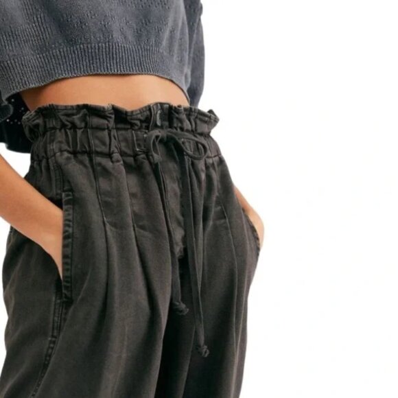 Free People Pants - Free People Margate Paperbag Pleated Pants - Size S (fits M)